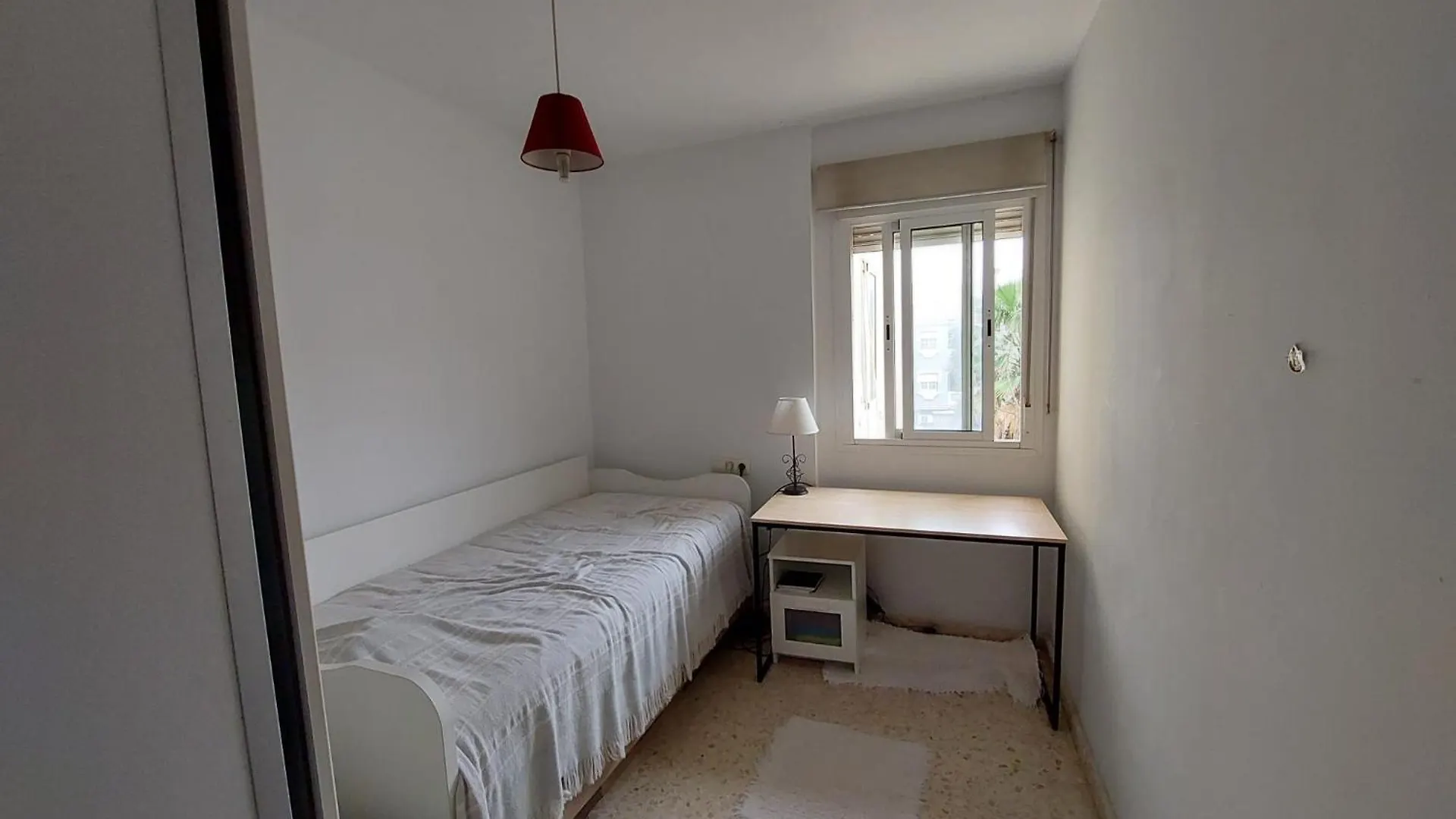 Beautiful 2-Bed Apartment Next To Gibraltar La Linea de la Concepcion Spain