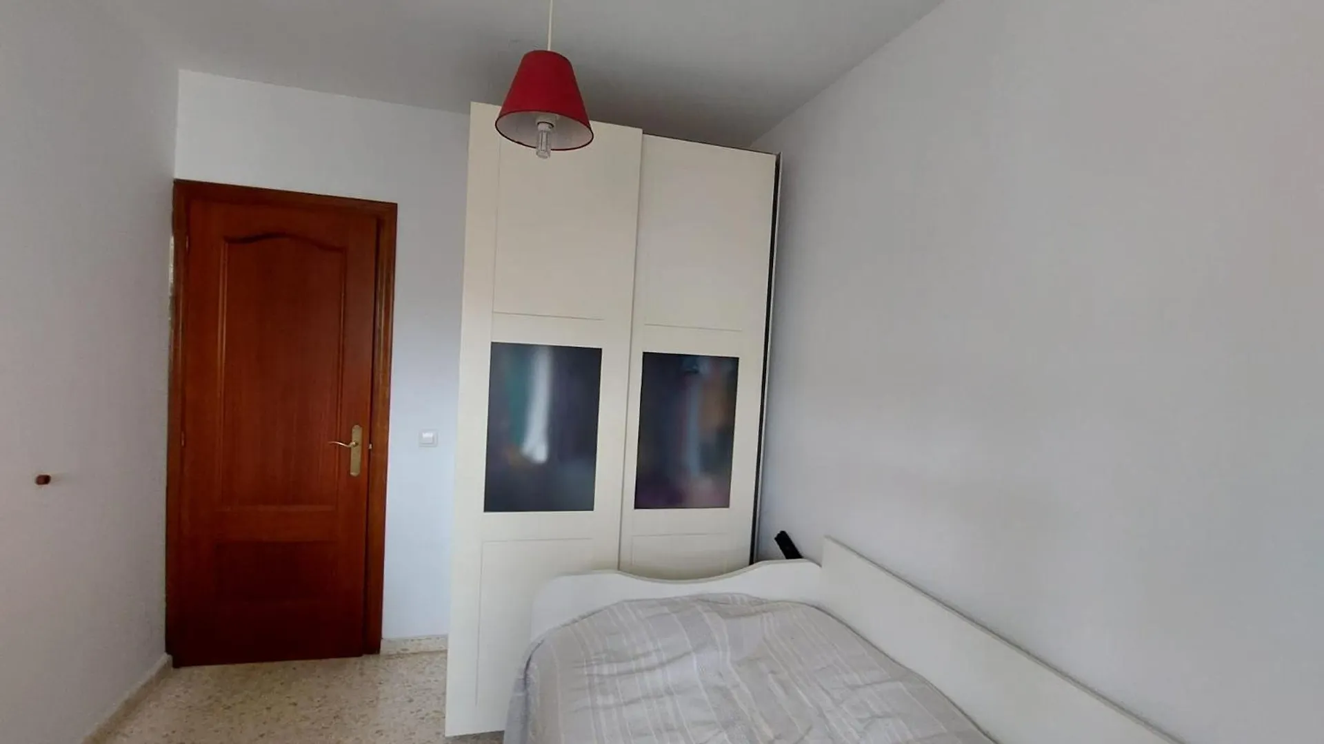 Beautiful 2-Bed Apartment Next To Gibraltar La Linea de la Concepcion